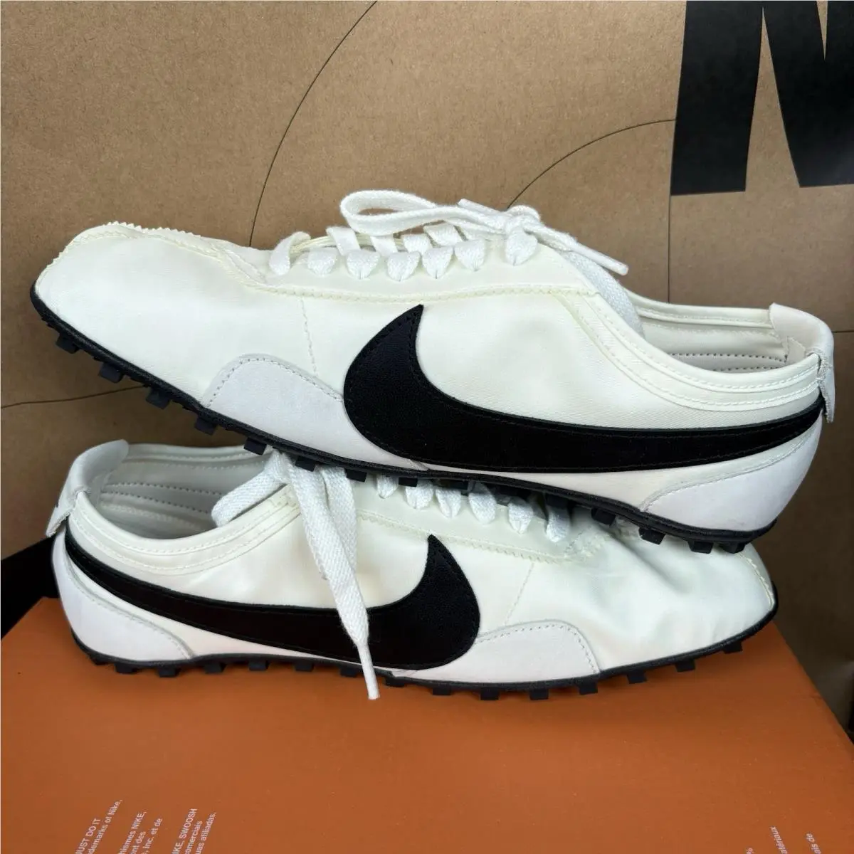 Nike shoes - Nike Moon - Moon - II0407-001 - Black 1