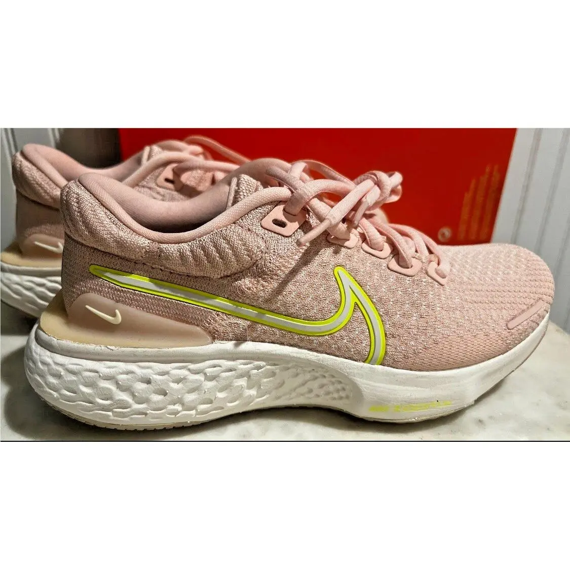Nike shoes - Nike ZoomX Invincible - ZoomX Invincible - DC9993-600 - Pink, Manufacturer: Atmosphere/Volt/Pink Oxford/Sail 1
