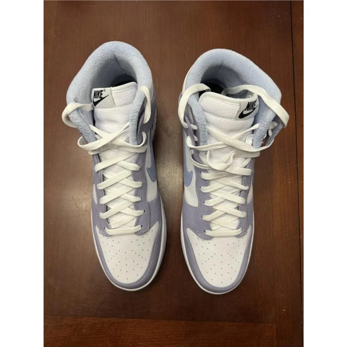 Nike shoes - White 3