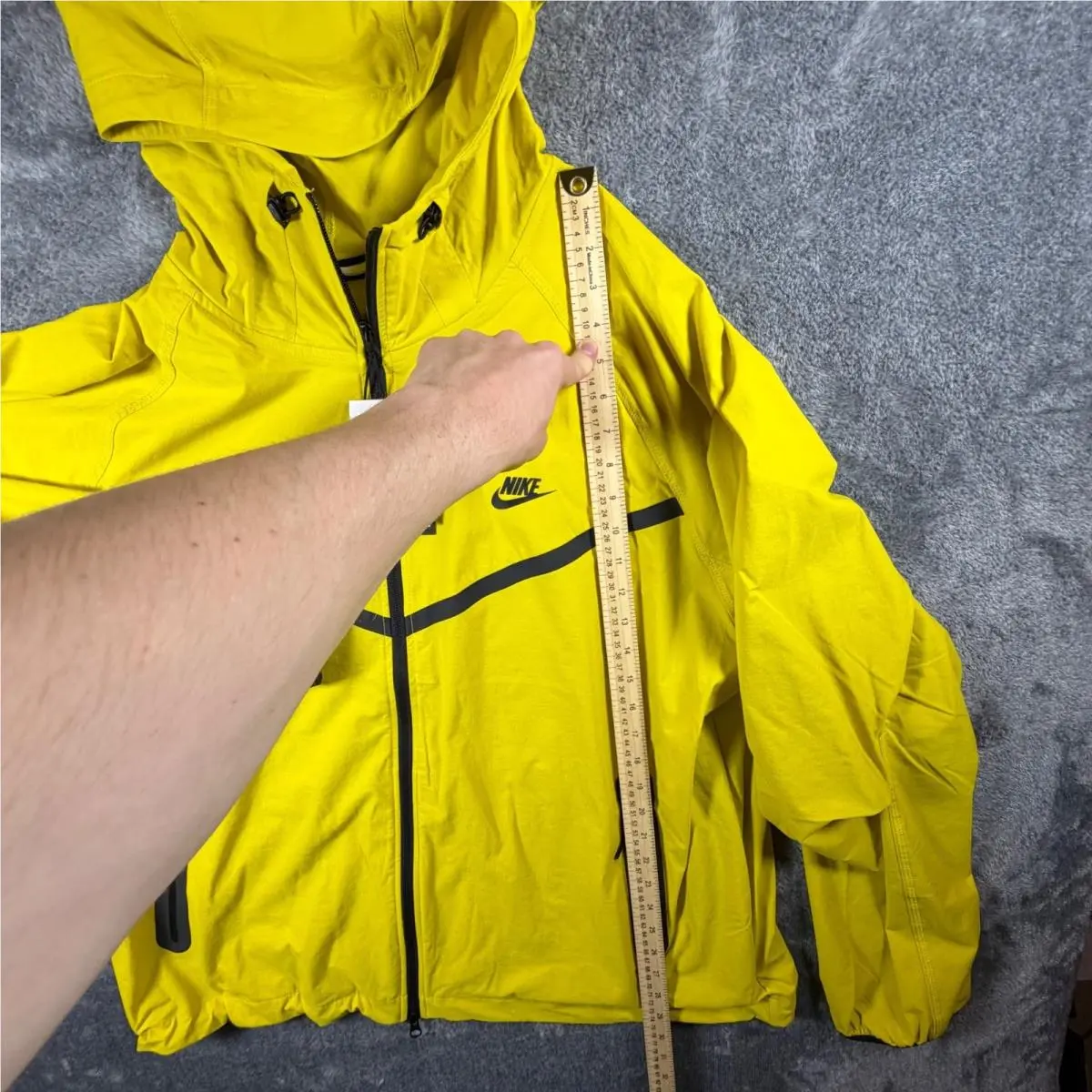 Nike clothing - HM7151-726 - HM7151-726 - Yellow 4
