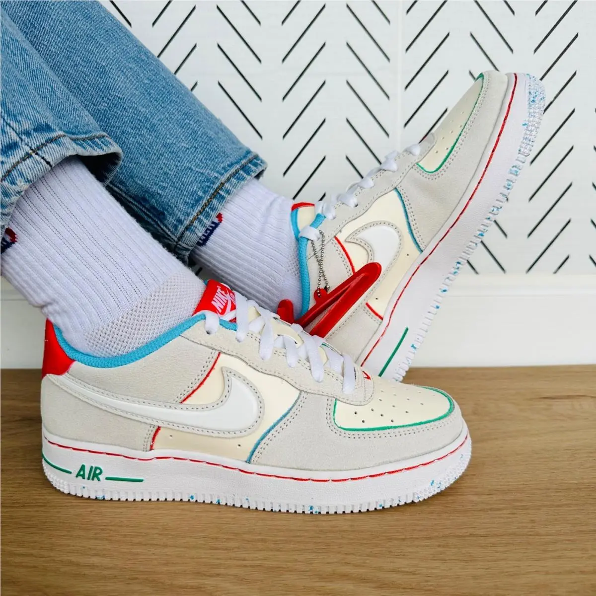 Nike shoes - Nike Air Force 1 Low LV8 GS - Beige (UPC: 196969722227) 1