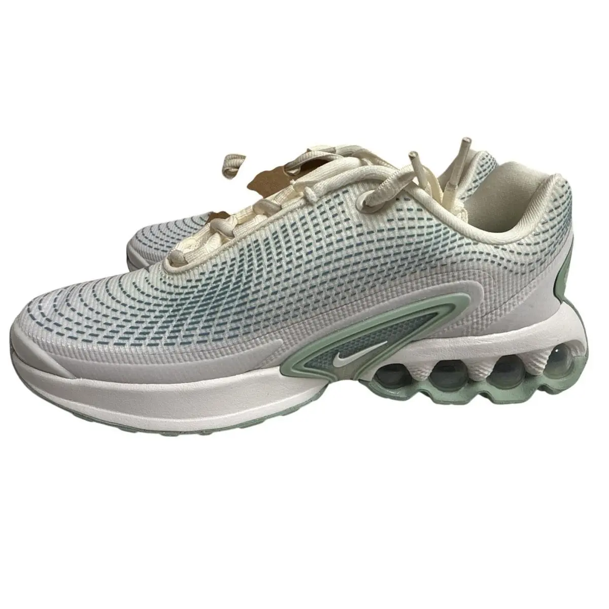 Nike Air Max DN GS Size 5.5 Soft Pearl - Big Kids Sneakers