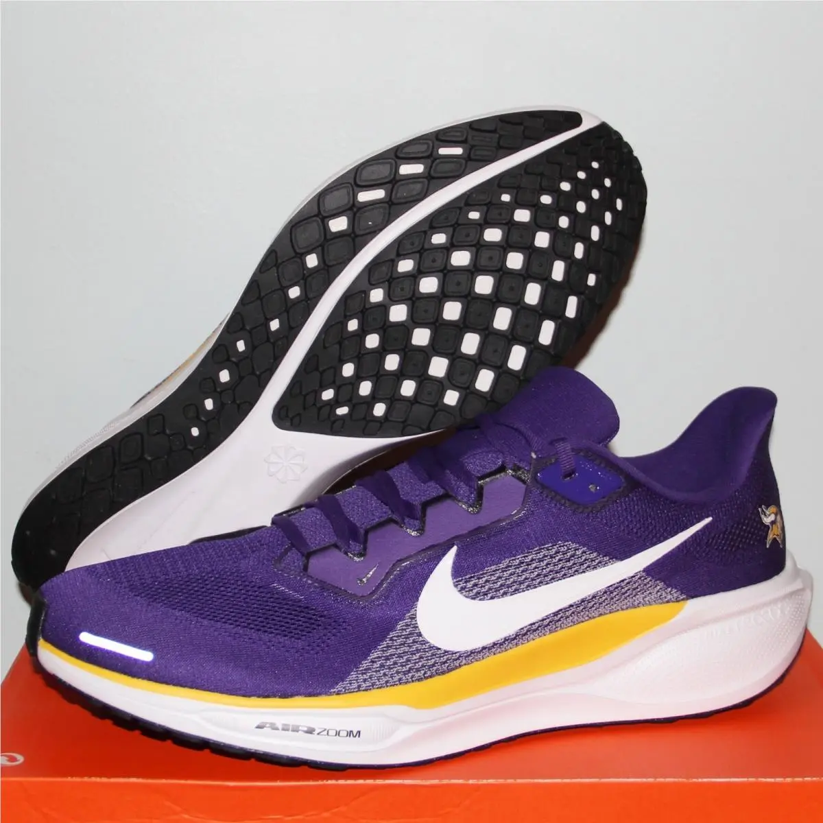 Nike Zoom Pegasus 41 Minnesota Vikings Football Mens 15 Purple IB3188-500 Nfl