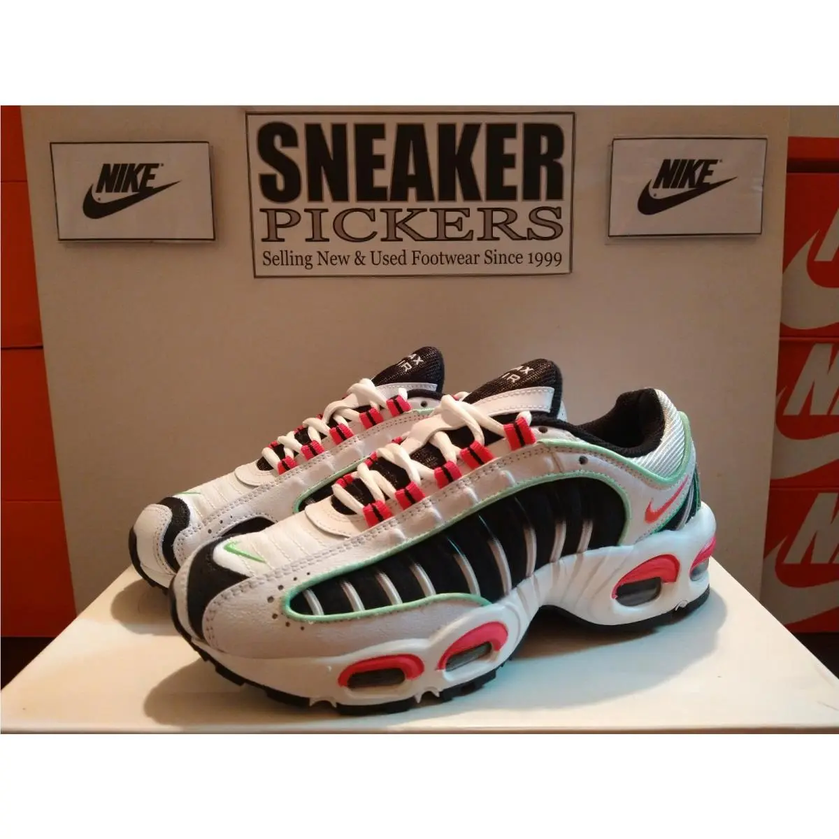 Nike shoes - Nike Air Max Tailwind IV - CK2613 101 - White / Hyper Pink, Manufacturer: White / Hyper Pink - Illusion Green (UPC: 193659403633) 9