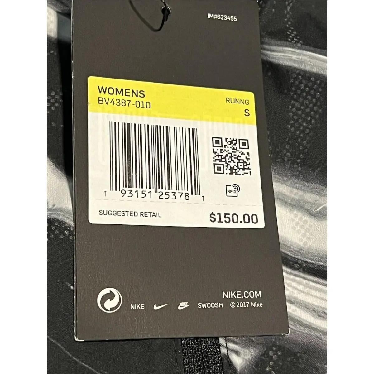 Nike clothing - Nike Shield - Shield - Black (UPC: 193151253781) 16