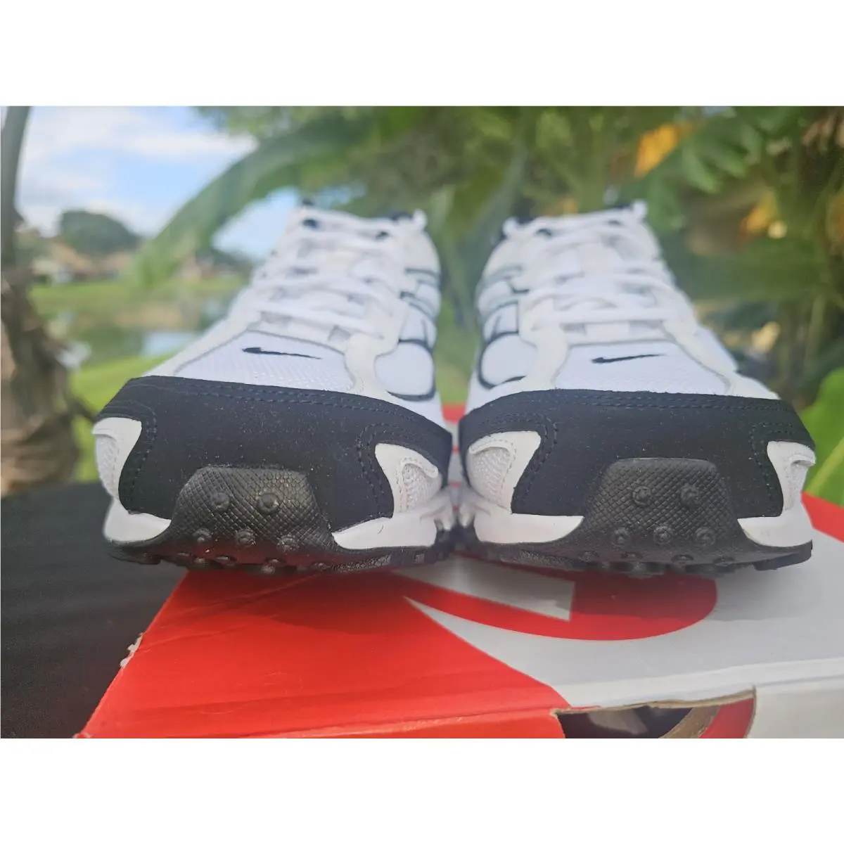 Nike shoes - Nike Shox - Shox - IO4296-100 - White 0