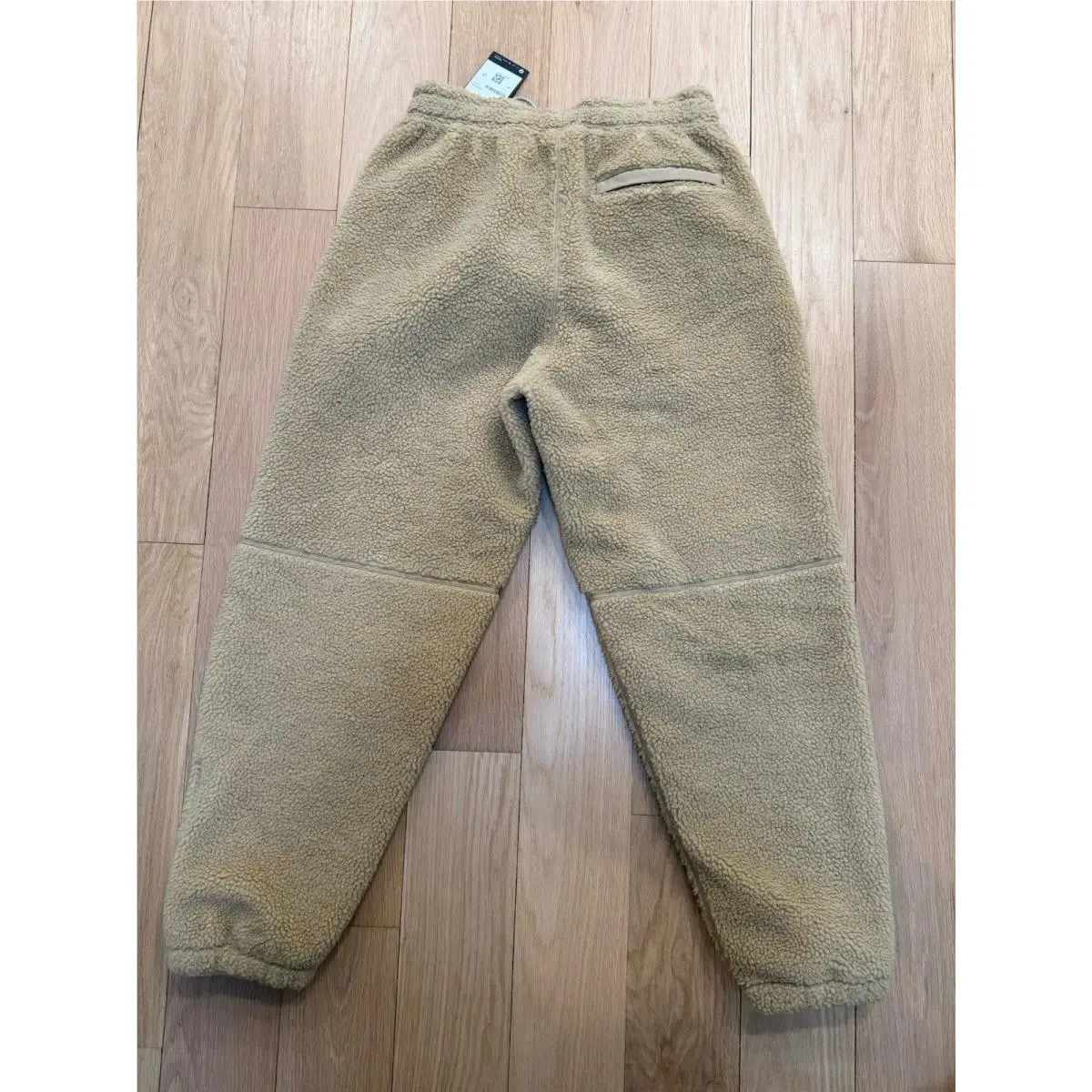 Nike clothing - Beige (UPC: 198486816588) 2