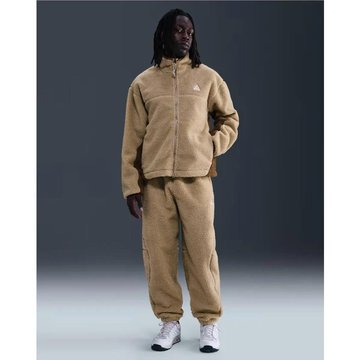 Nike clothing - Beige (UPC: 198486816588) 4