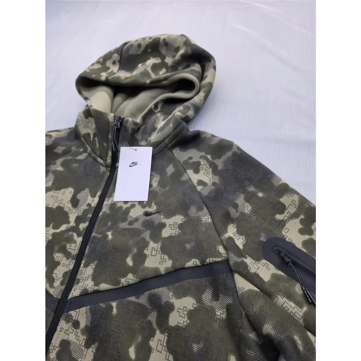 Nike clothing - Camo 14