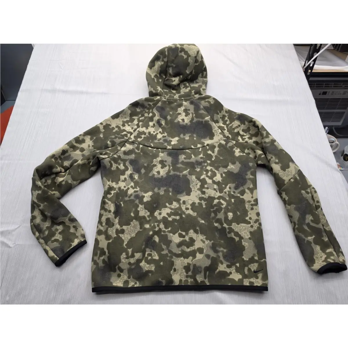 Nike clothing - Camo 1