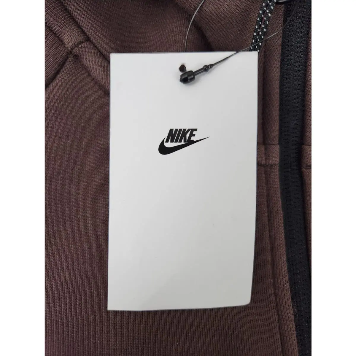 Nike clothing - Brown 2