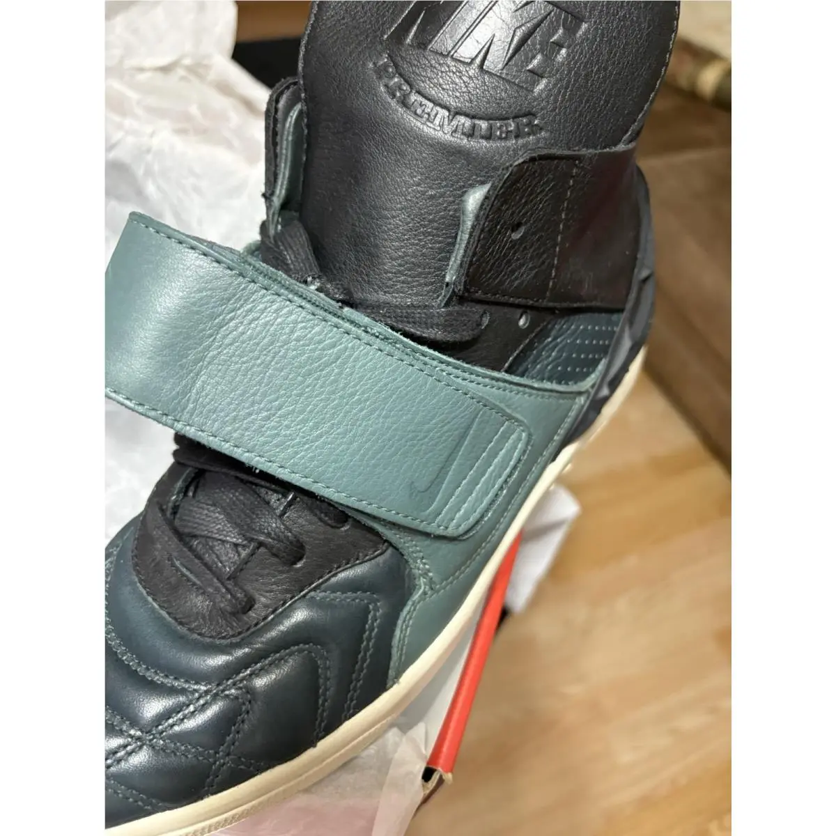 Nike shoes - 845045300 - 845045-300 - Green 1