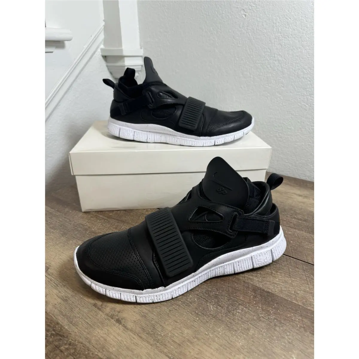 Nike shoes - Nike Air Huarache - Air Huarache - 801759-110 - Black 0