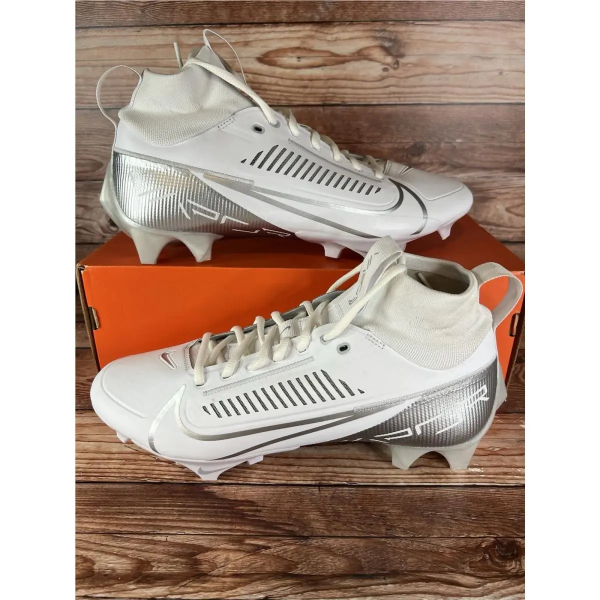 Size 10 Nike Vapor Edge Pro 360 2 Men’s White Silver Football Cleats DA5456-102