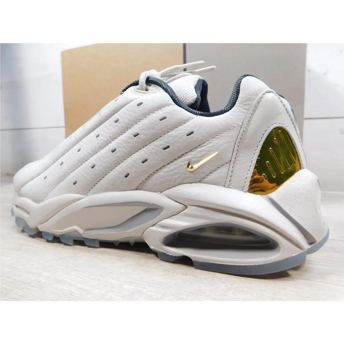 Nike shoes - Nike Hot Step Air Terra - DH4692-003 - Ivory, Manufacturer: Light Bone/Metallic Gold 1