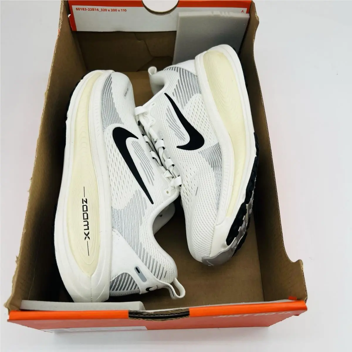 Nike shoes - Nike Vomero 18 - Vomero - IF0515 103 - White 6