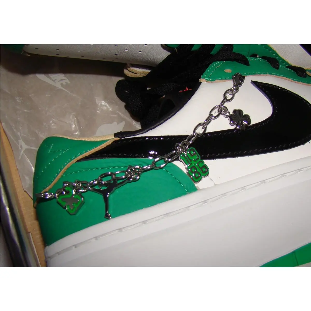 Nike shoes - Air Jordan 1 Low SE - DQ8394301 - Green, Black, White (UPC: 196151820847) 2