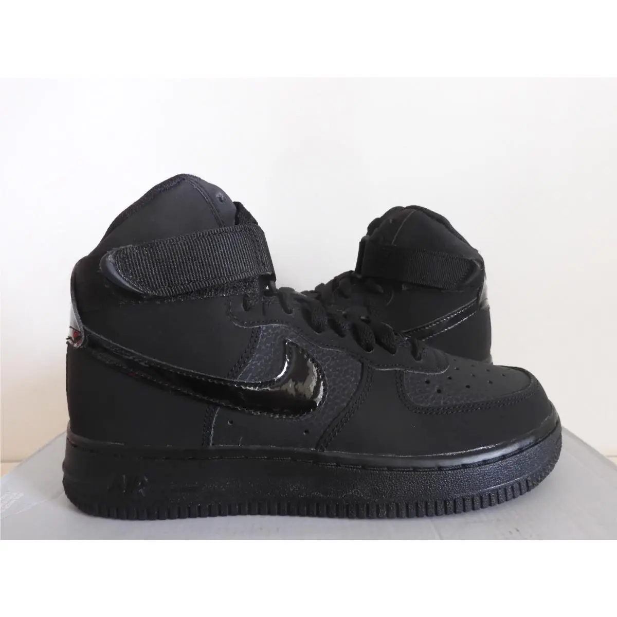Nike shoes - Nike Air Force 1 High - 653998 001 - Black (UPC: 885178167324) 0