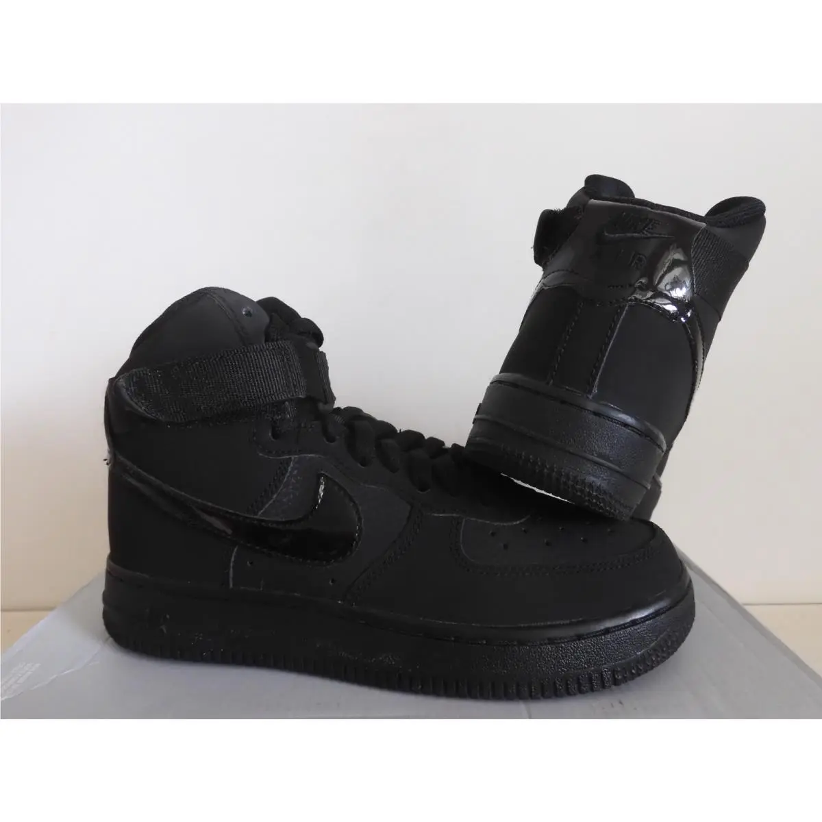 Nike shoes - Nike Air Force 1 High - 653998 001 - Black (UPC: 885178167324) 1