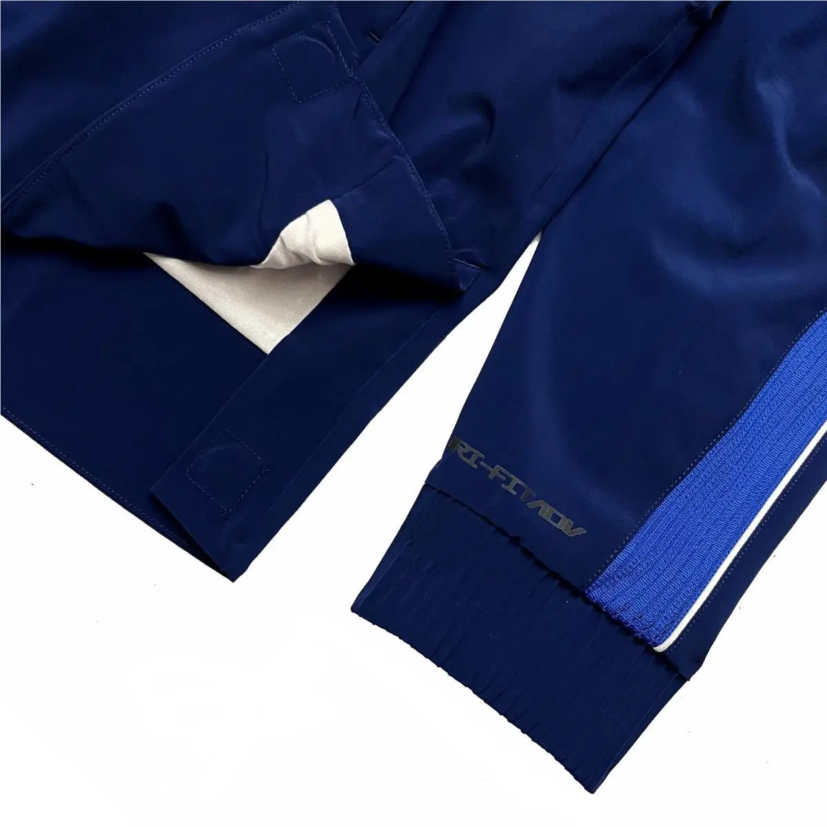 Nike clothing - Blue (UPC: 197594022669) 5