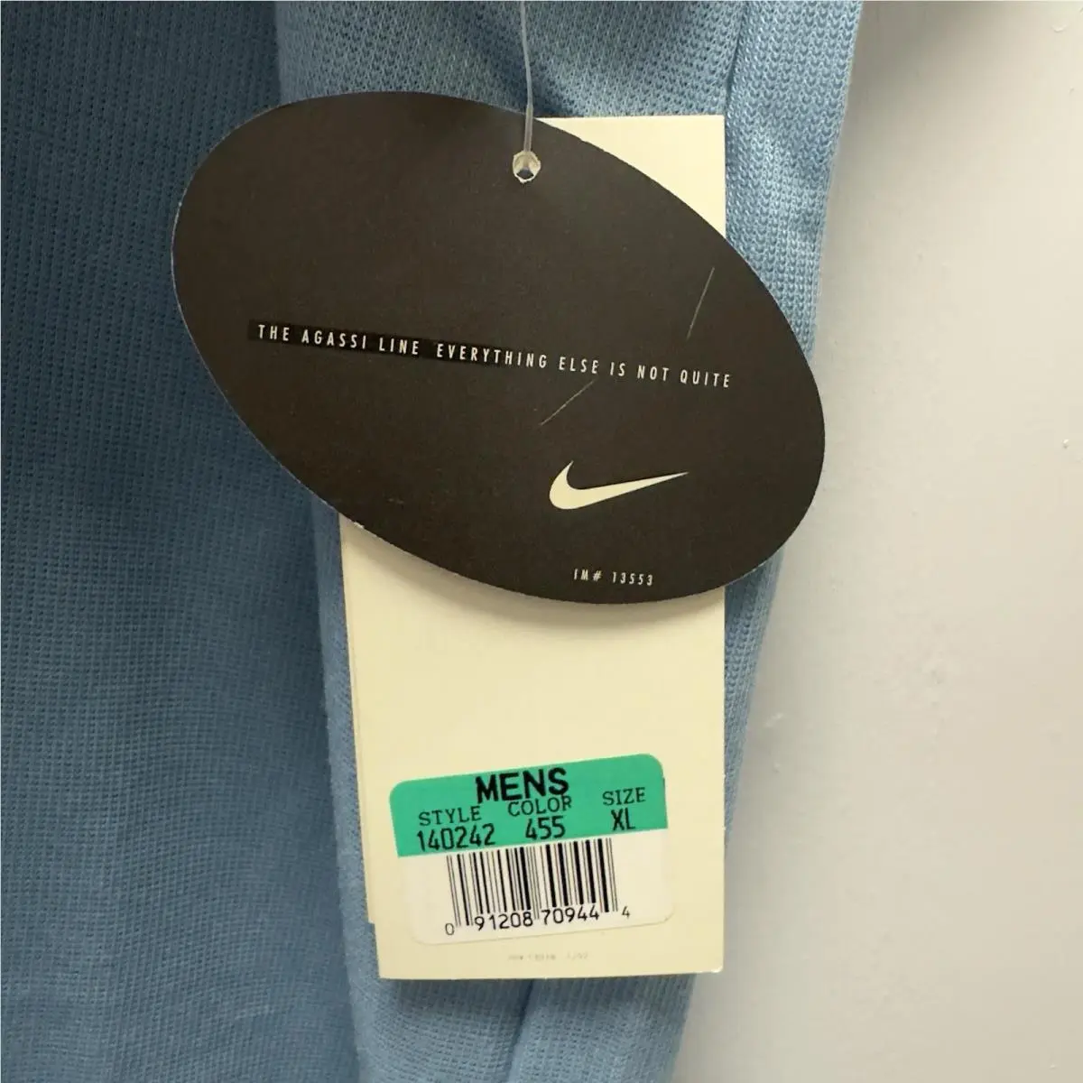 Nike clothing - Blue (UPC: 091208709444) 2