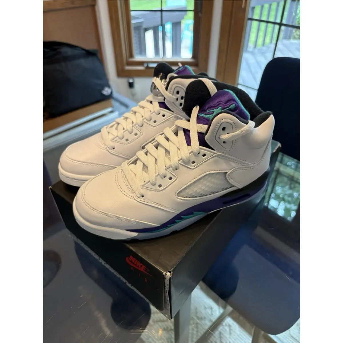 Nike Air Jordan 5 Retro Grape White Emerald GS Youth Sz 4y HQ7980-100