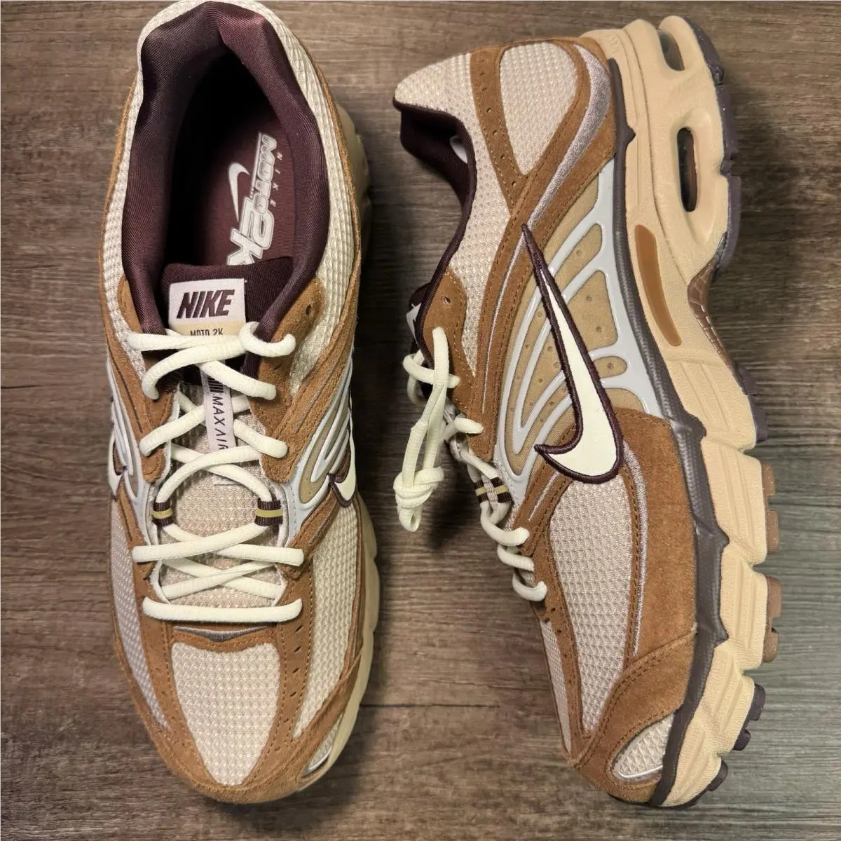 Nike Air Max Moto 2K ‘light British Tan Coconut Milk’ Men’s Size 13 IQ3410-281