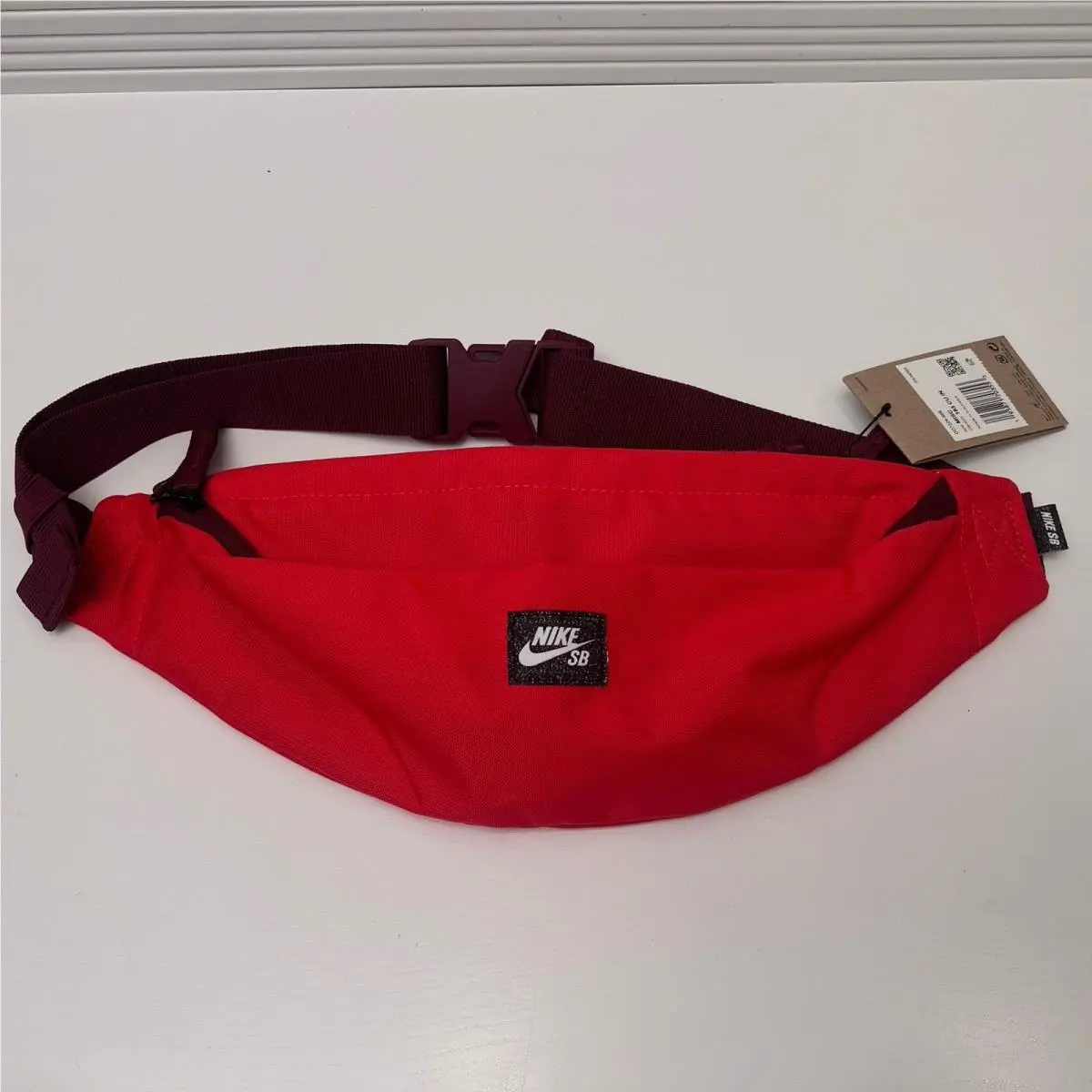 Red Nike SB Crossbody Bag Waistpack Rare Large Fanny Pack Camo Htf