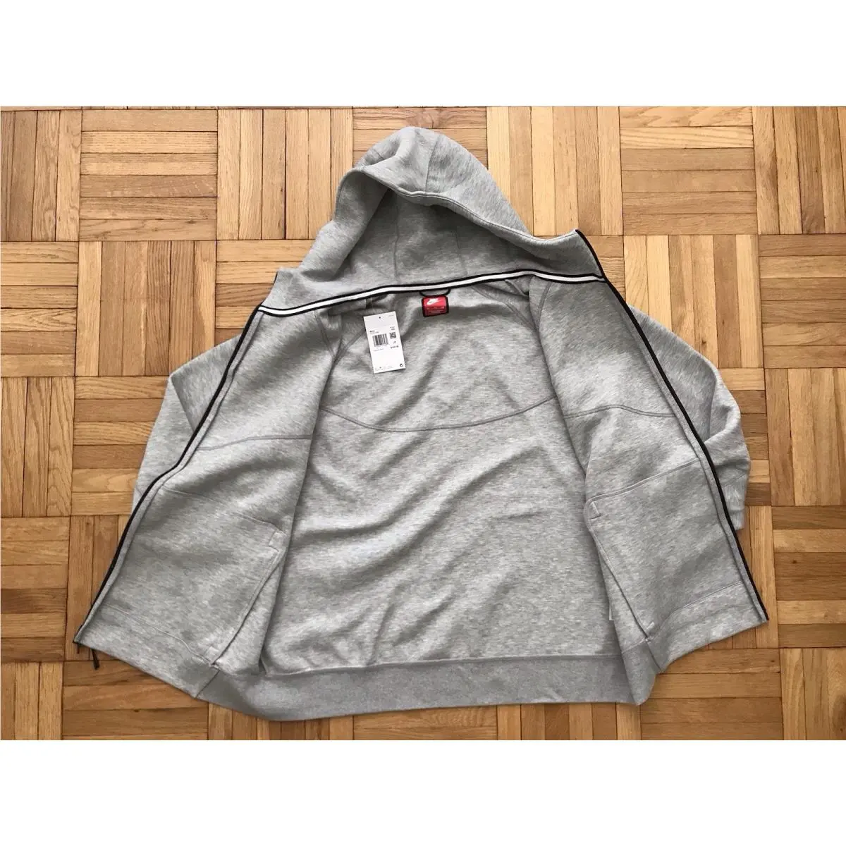 Nike clothing - Gray 2