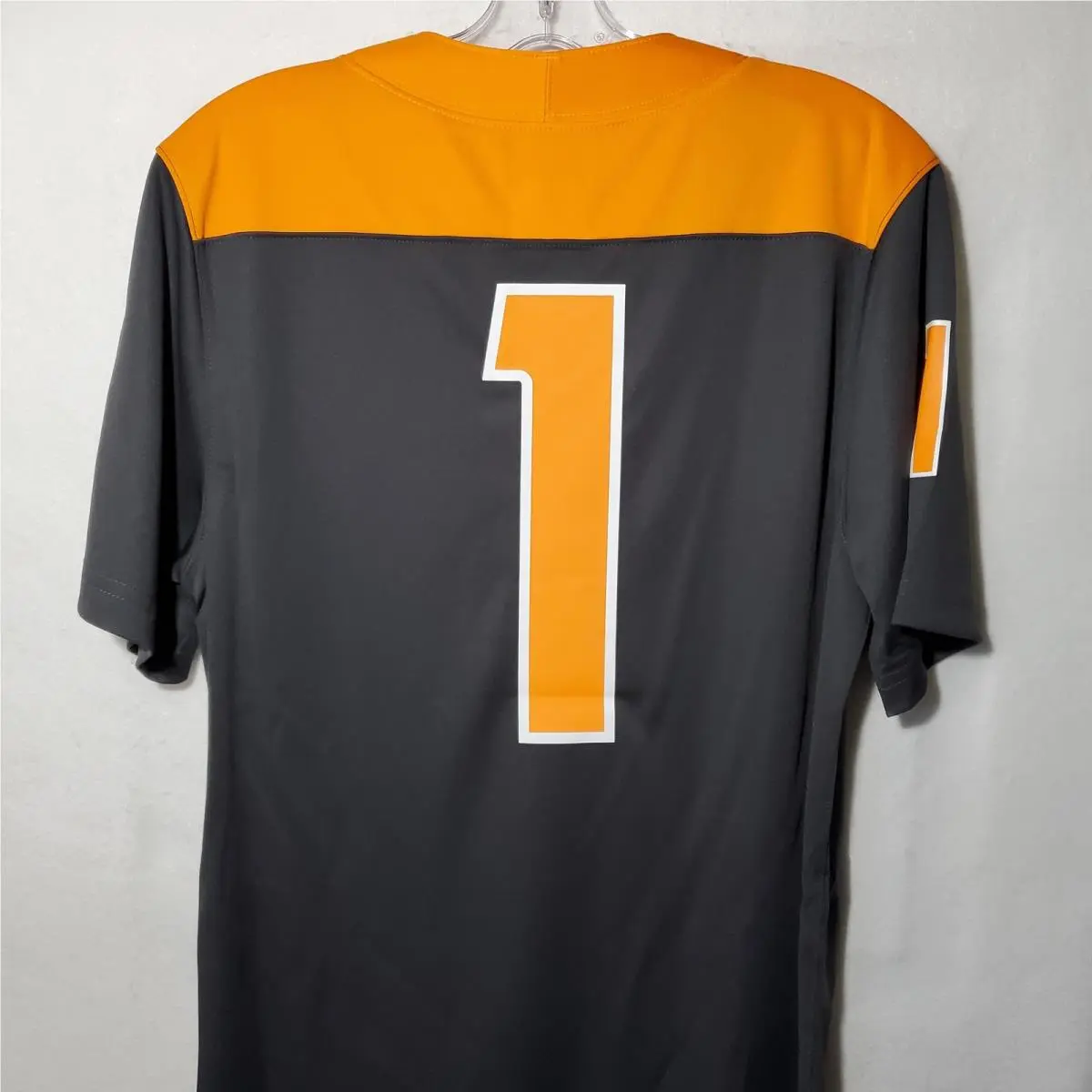 Nike clothing - Gray 4
