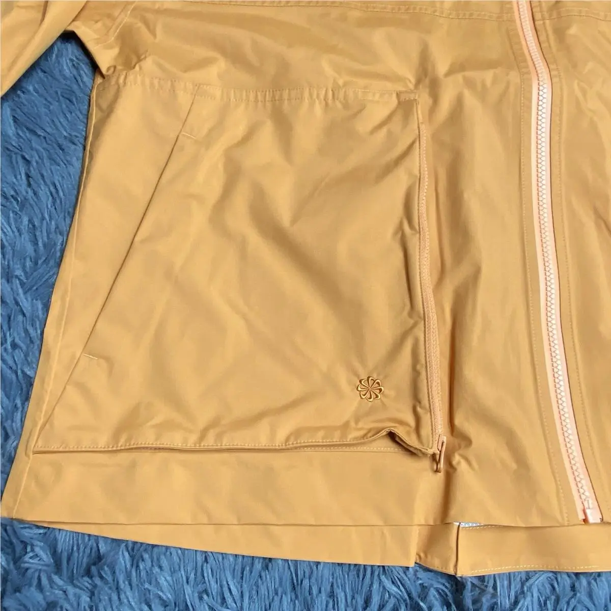 Nike clothing - Orange 3