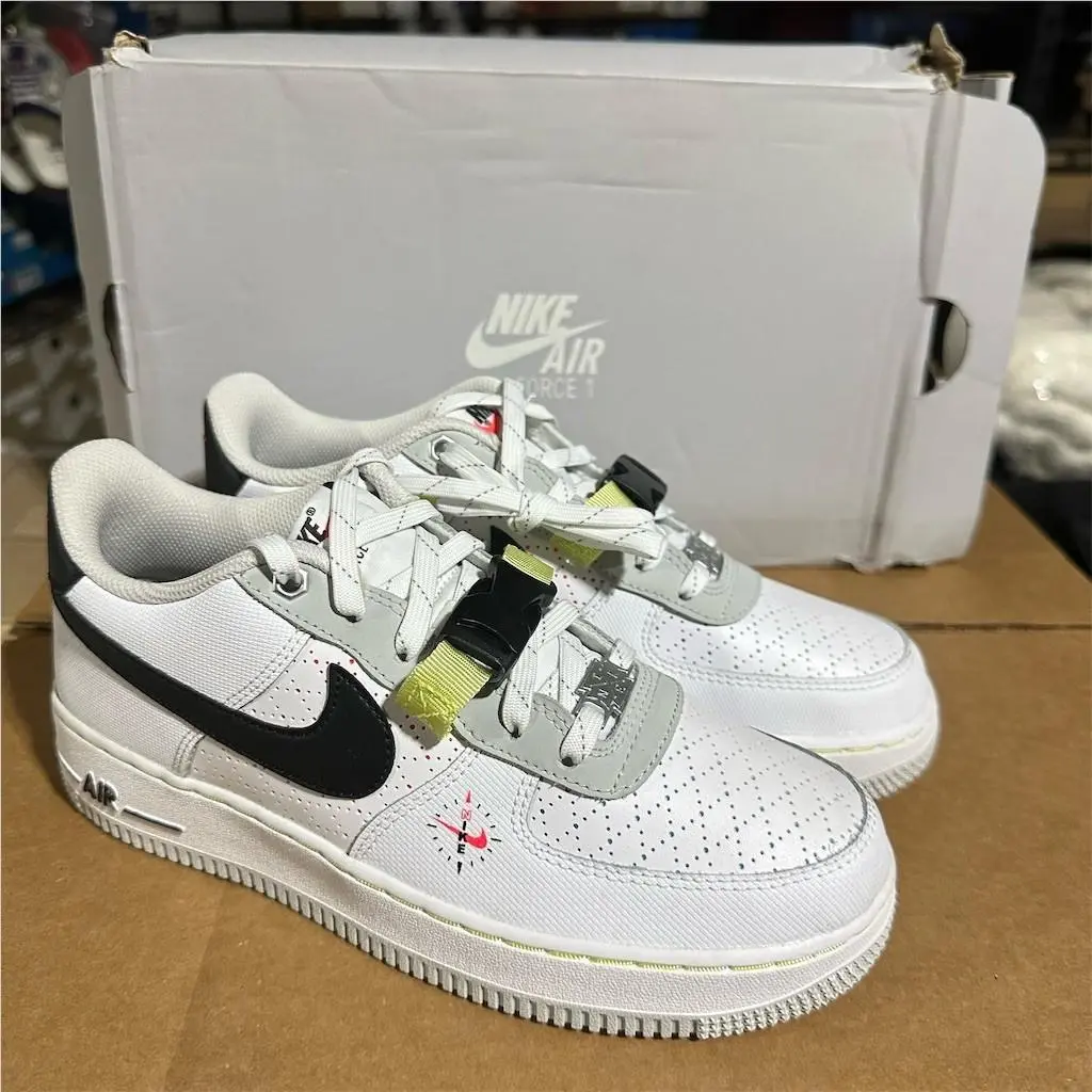 Nike shoes - Nike Air Force 1 Low LV8 (GS) - DC2532-100 - Multicolor 0