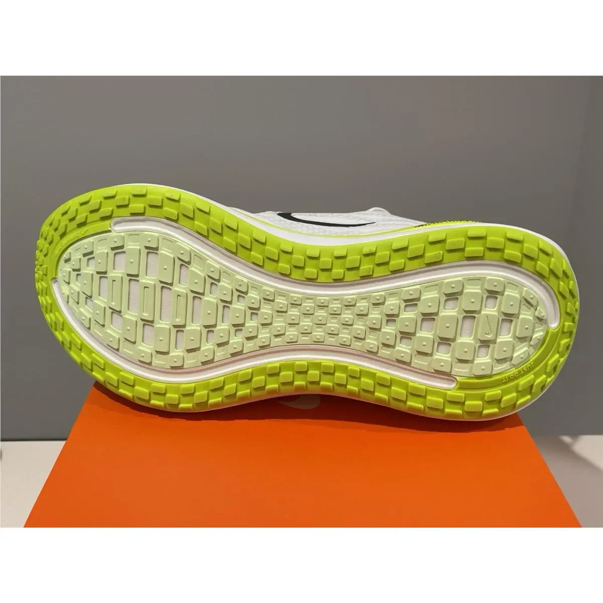 Nike shoes - Nike Vomero Plus - Vomero Plus - IH3251-120 - White~Volt 14