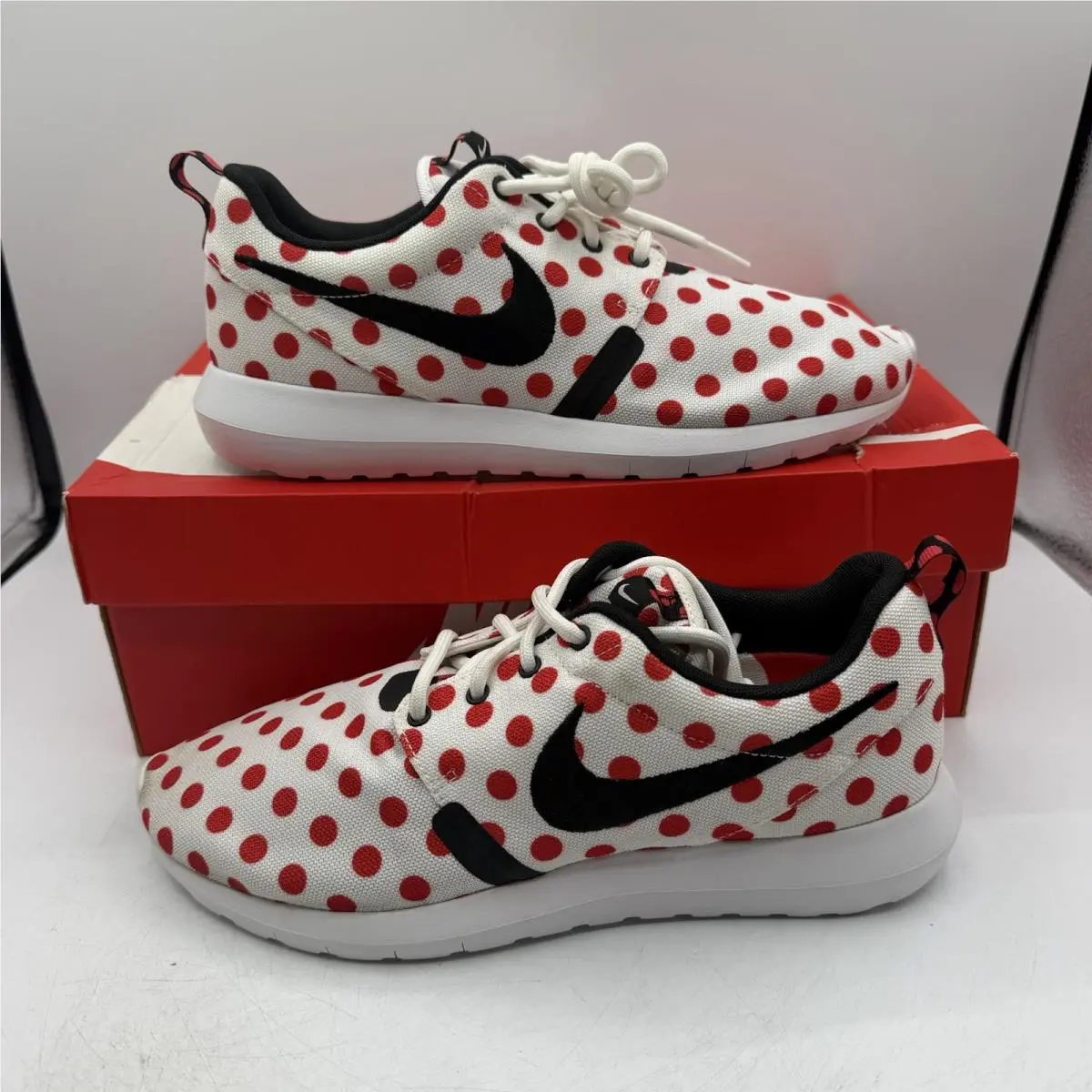 Nike Roshe NM QS Running Shoes Mens Sz 8 White Red Polka Dot Sneakers 810857-106