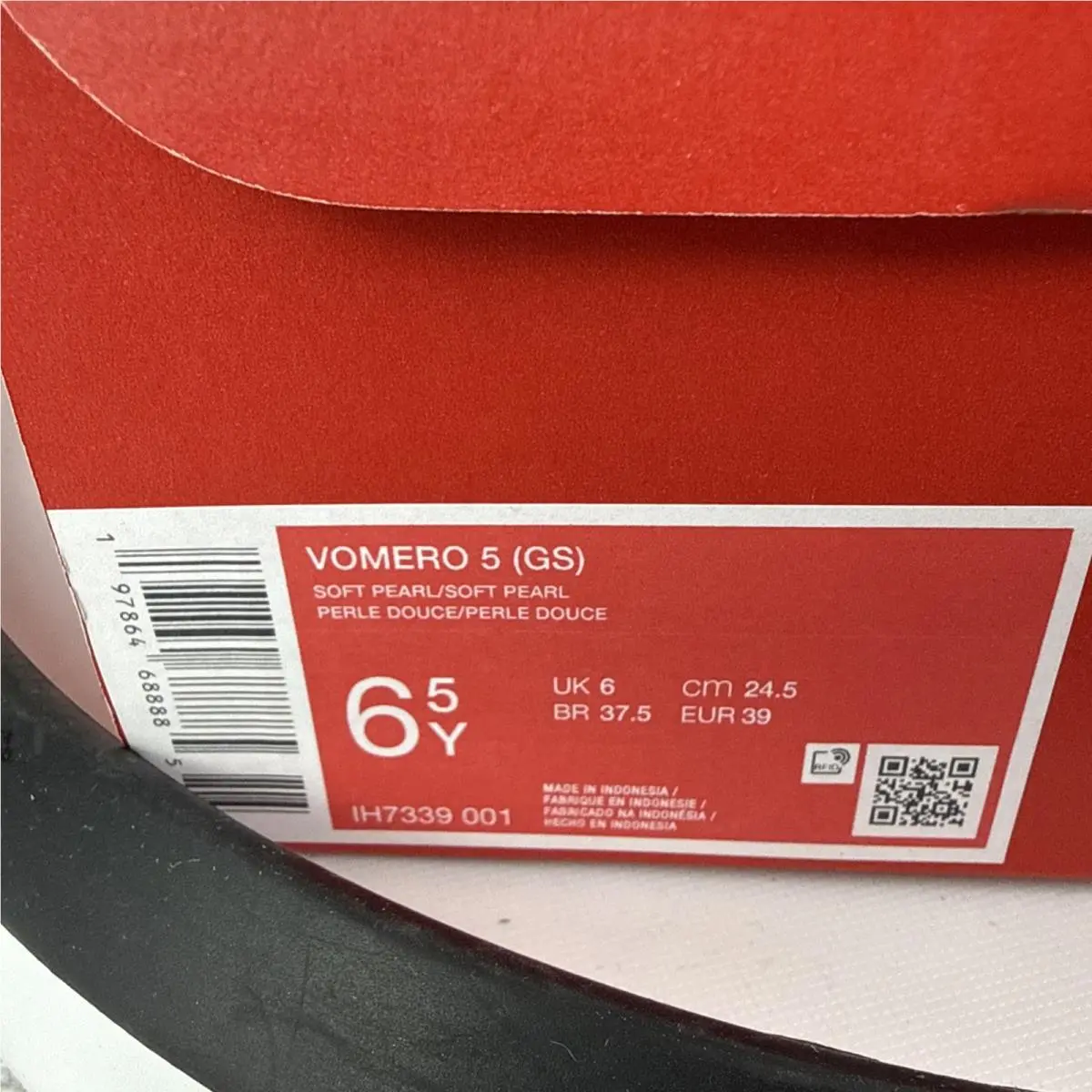 Nike shoes - Nike Vomero 5 - Vomero - Pink 12