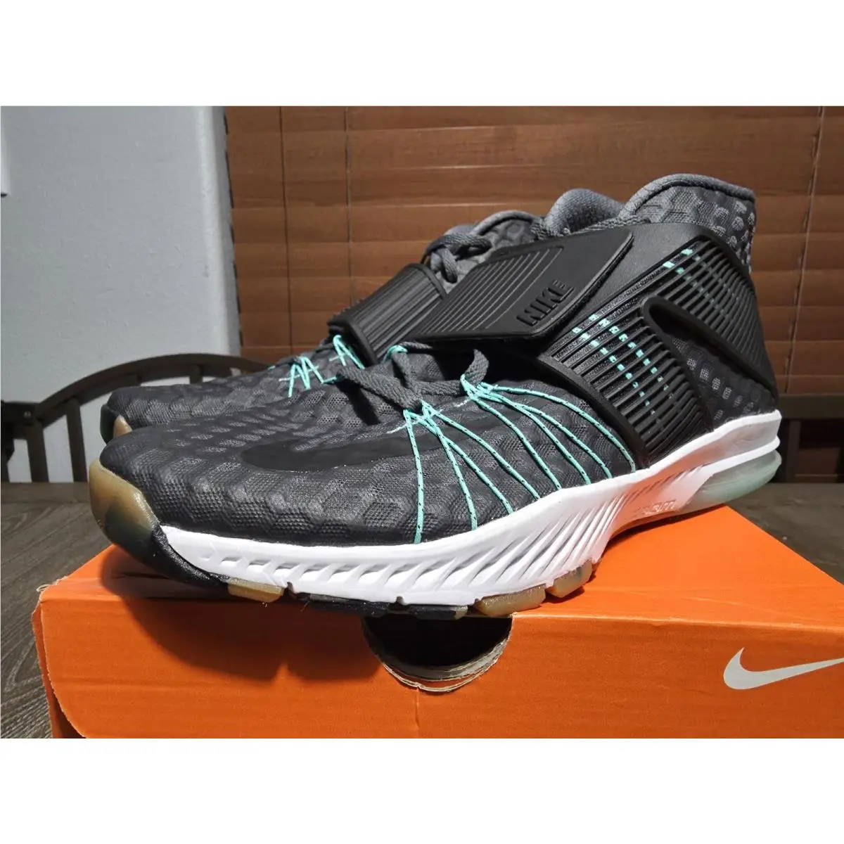 Nike shoes - Nike Zoom Train - Zoom Train - 835657-003 - Dark Grey/Black/Hyper Turquoise/White (UPC: 091204956682) 0