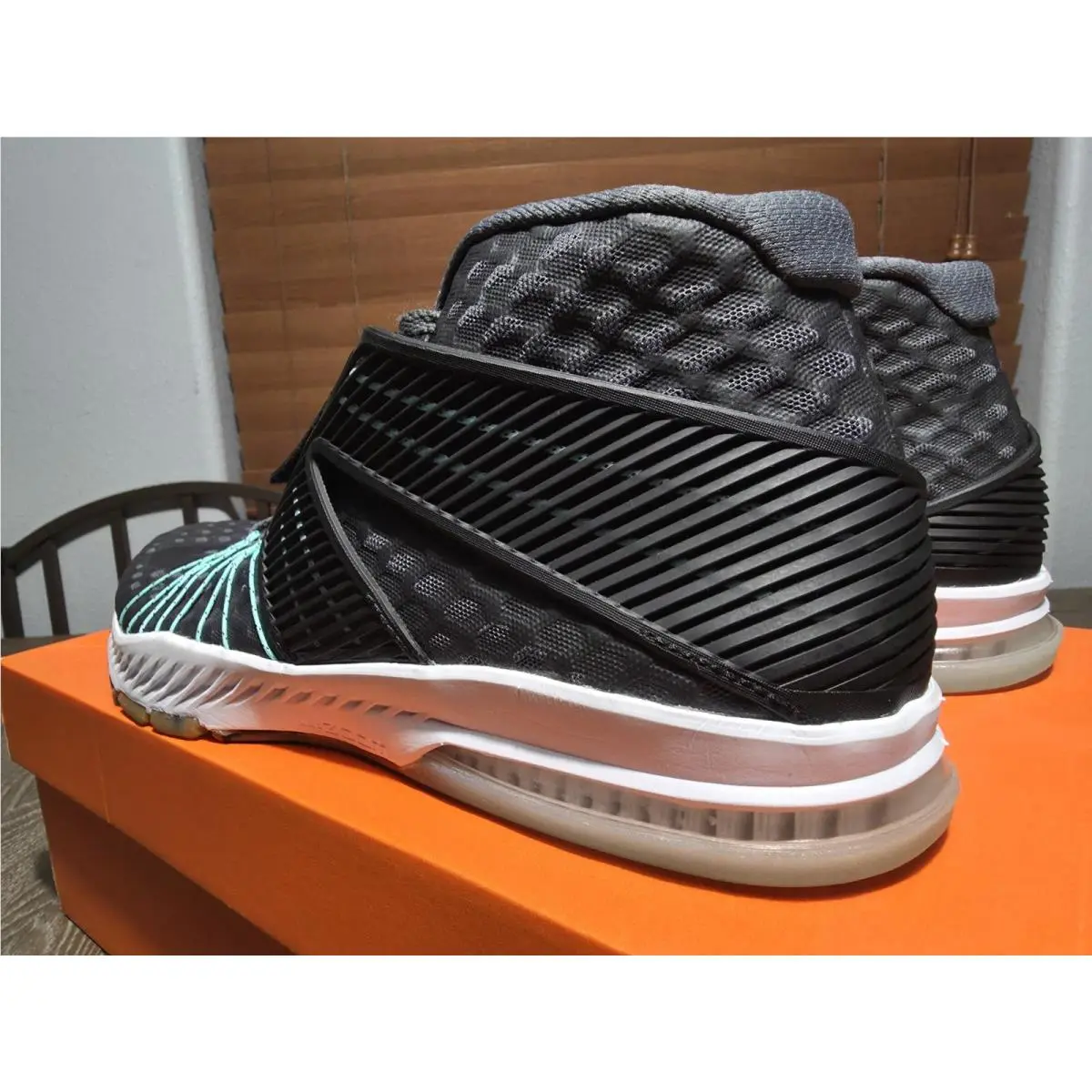 Nike shoes - Nike Zoom Train - Zoom Train - 835657-003 - Dark Grey/Black/Hyper Turquoise/White (UPC: 091204956682) 3