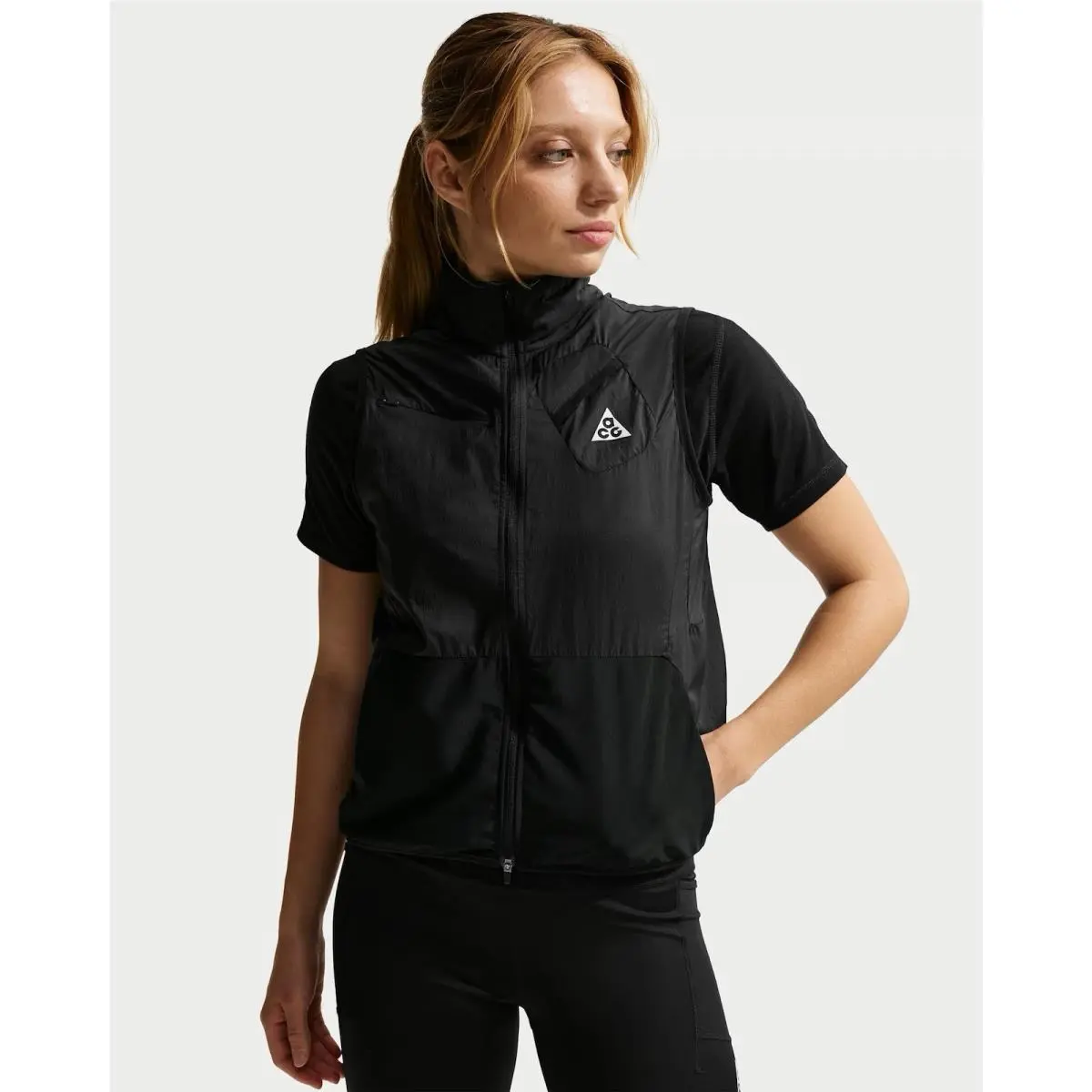 Nike Acg Trail Running Vest Black Summit White IO9770-010 Women Size XS