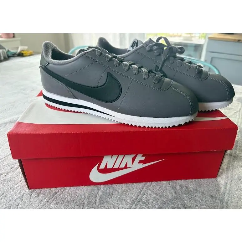Nike Cortez Basic Leather Gunsmoke Black 819719-004 Men 10 Women 11.5