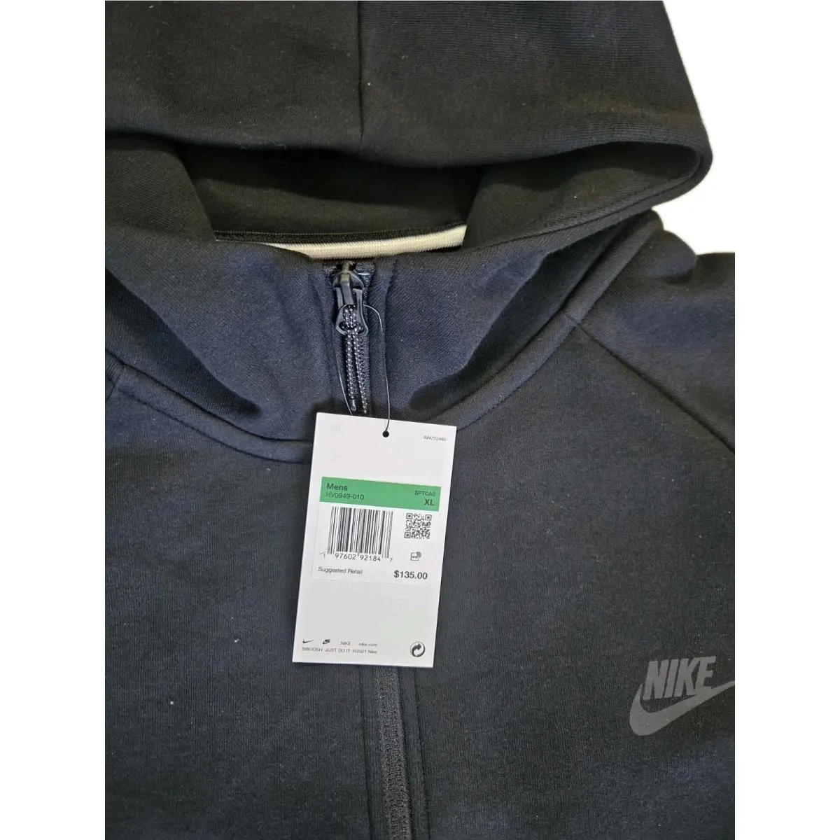 Nike clothing - Black (UPC: 193093120950) 0