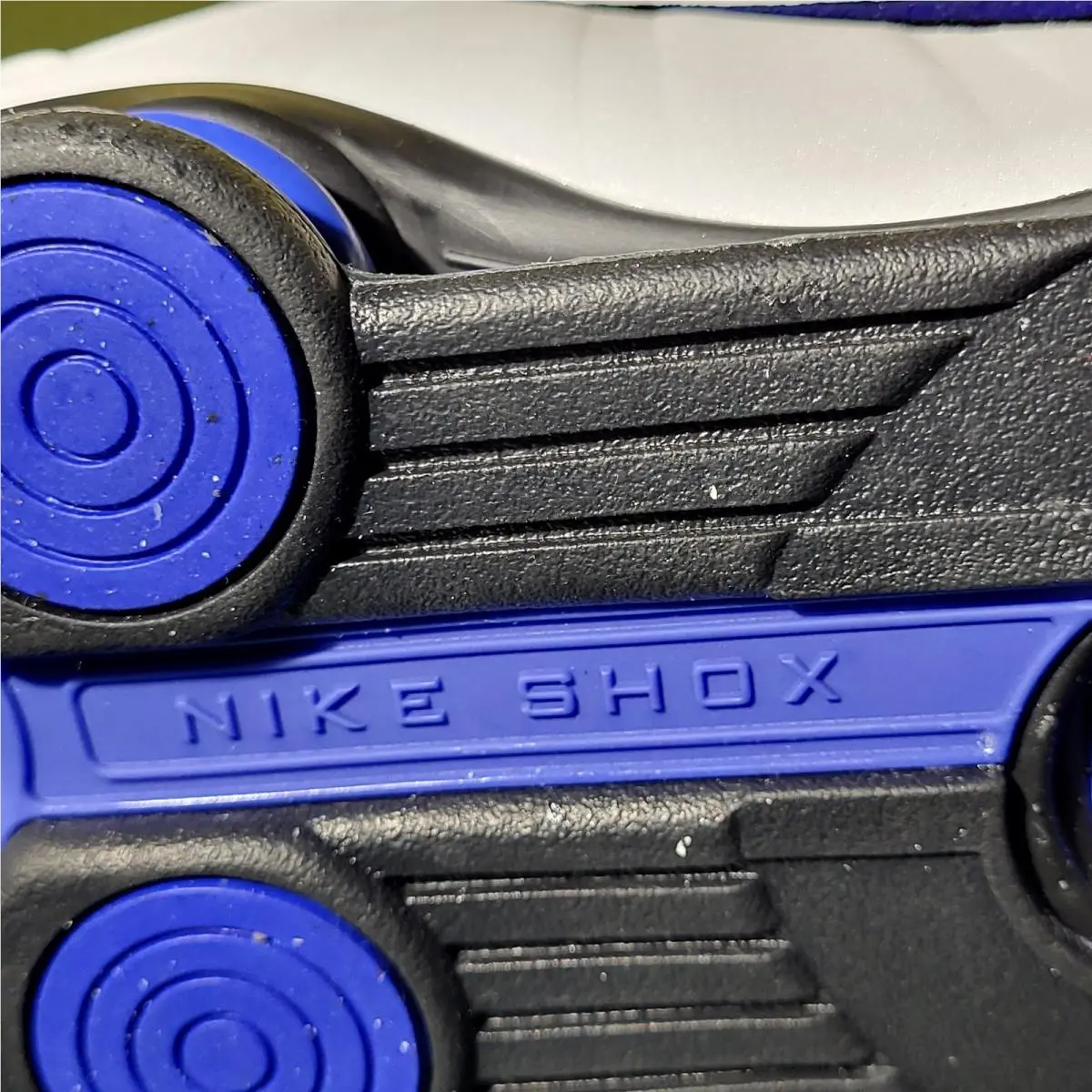 Nike shoes - Nike Shox R4 - Shox - HQ1988-100 - Multicolor 13