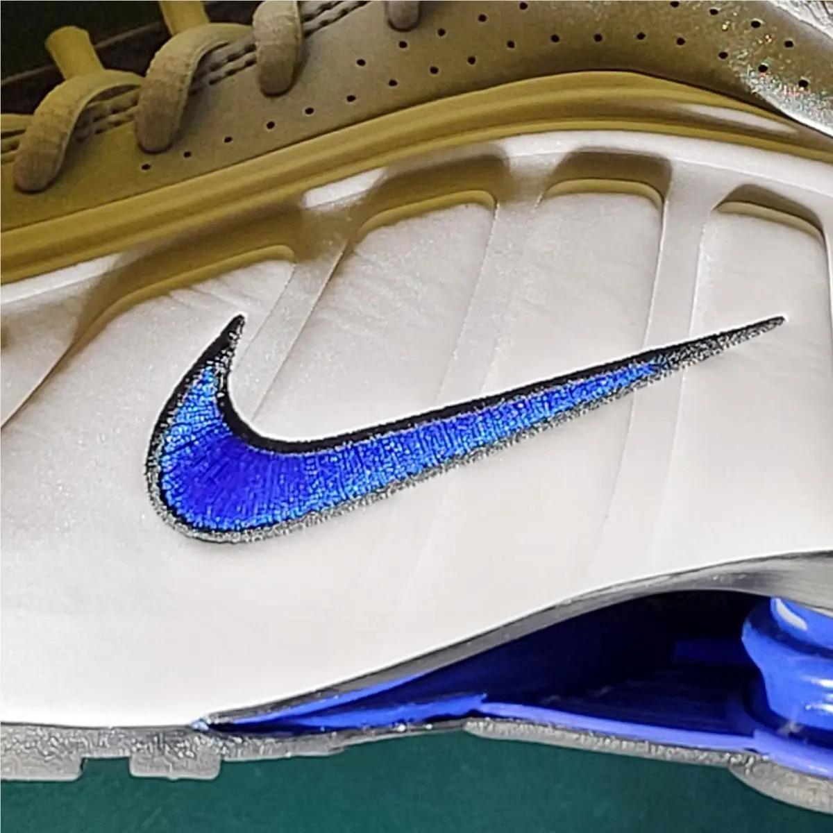 Nike shoes - Nike Shox R4 - Shox - HQ1988-100 - Multicolor 15