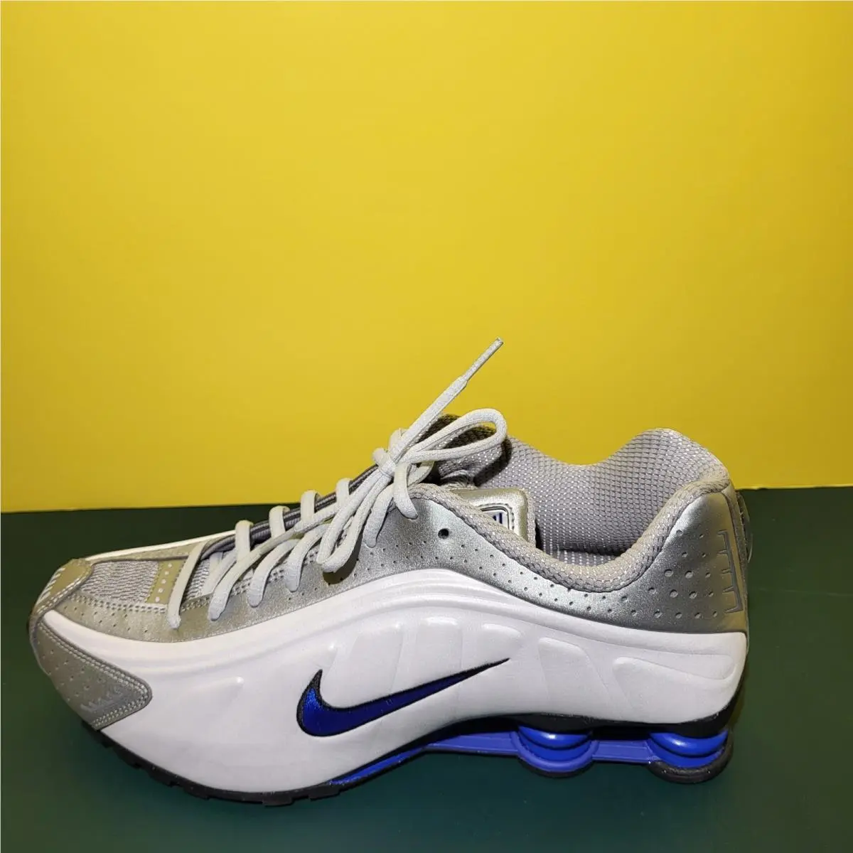 Nike shoes - Nike Shox R4 - Shox - HQ1988-100 - Multicolor 4
