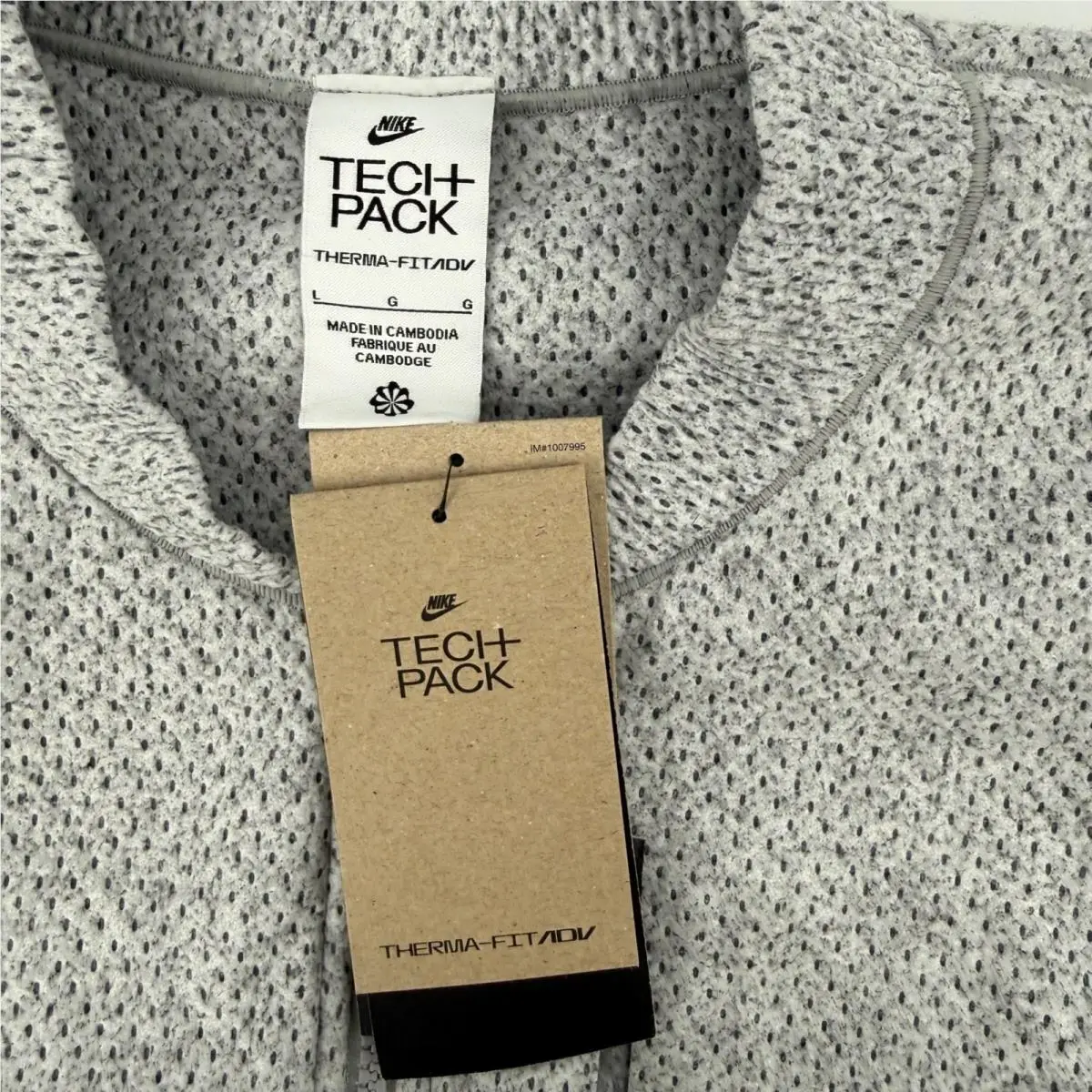 Nike clothing - Steep Tech - Steep Tech - Gray 3