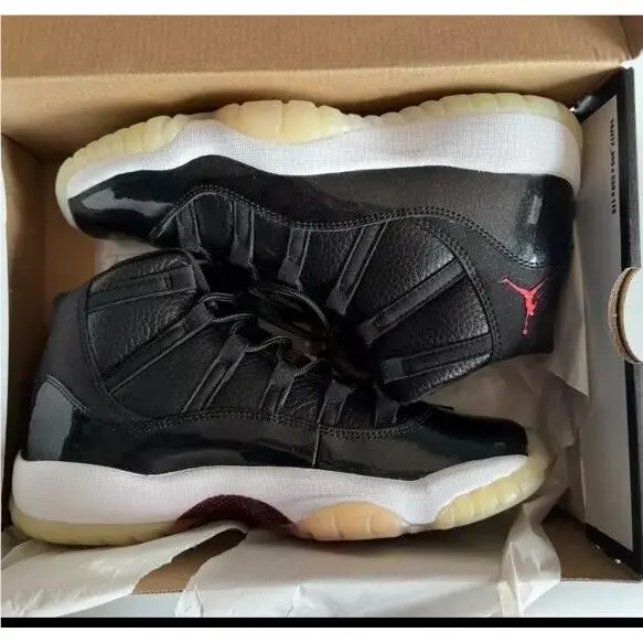 Nike shoes - Air Jordan 11 Retro - Air Retro - Black 0