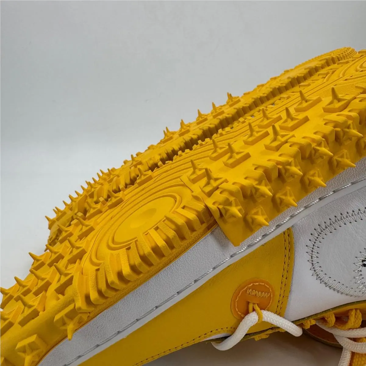Nike shoes - Nike Air Force 1 Mid Off-White - Yellow 9
