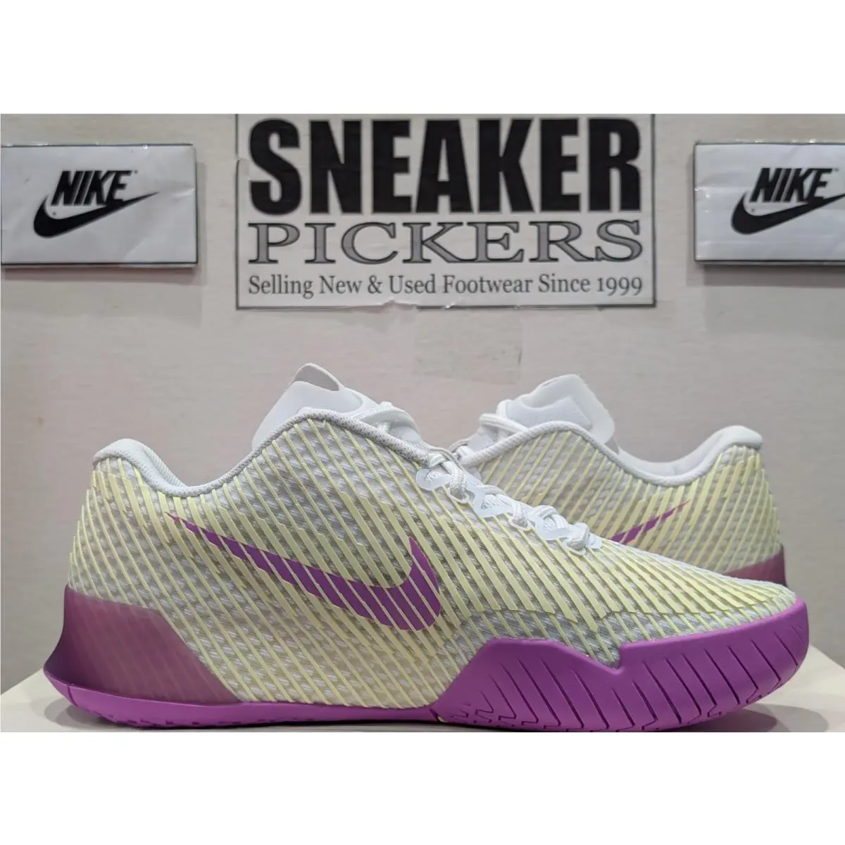 Nike shoes - Nike Air Zoom Vapor 11 HC - DR6965-101 - White / Fuchsia Dream - Citron Tint (UPC: 196153292345) 17