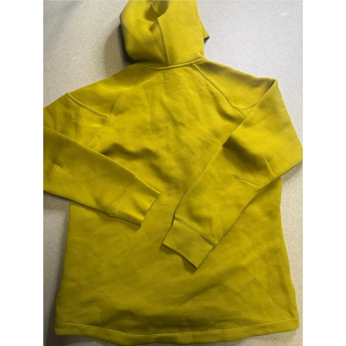 Nike clothing - Yellow 2