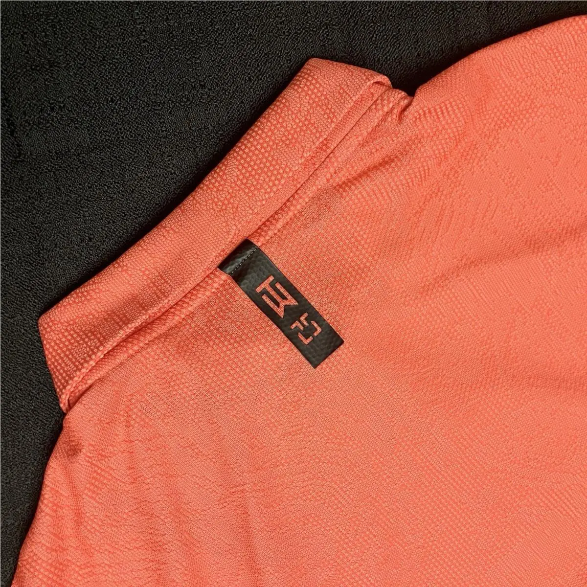 Nike Tiger Woods Adv First Win Anniversary Polo DH0711 668 Bright Mango Sz M