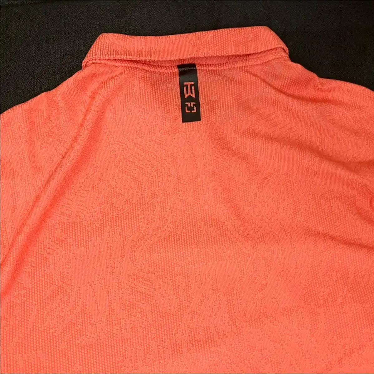 Nike clothing - TIger Woods ADV First Major Win Anniversary Polo - Bright Mango Black 3
